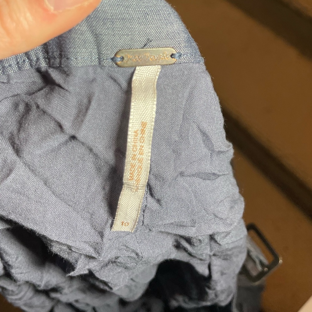 Shorts - Picture 3 of 3
